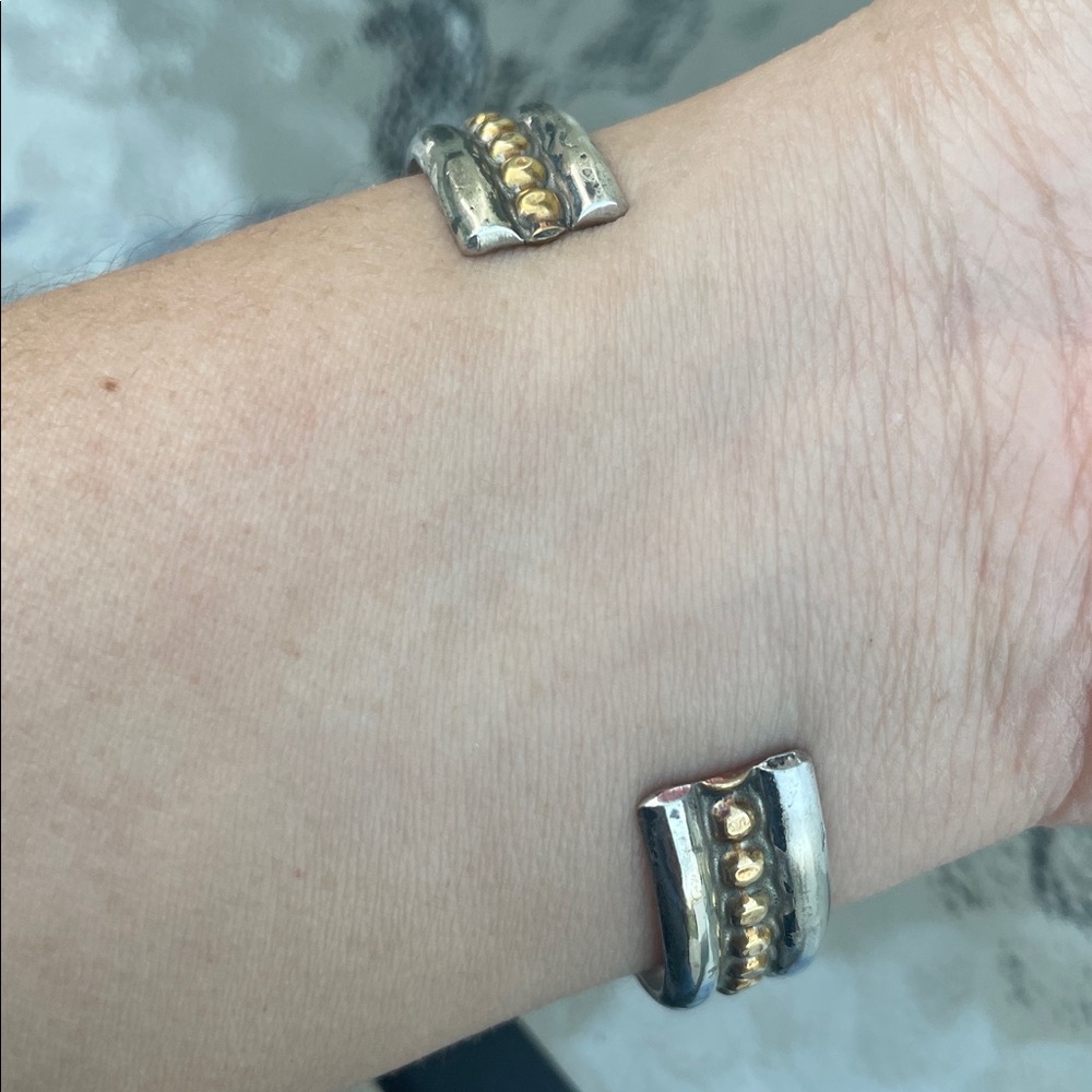 Elegant navajo MT Sterling Silver Women's Bracelet - Picture 2 of 5